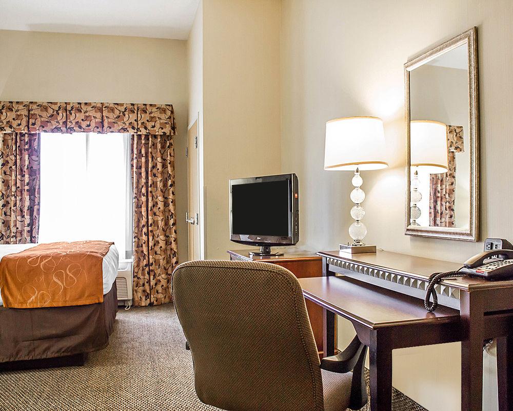 Holiday Inn - Cheshire - Southington By Ihg Buitenkant foto