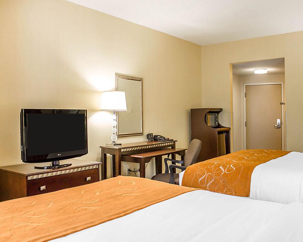 Holiday Inn - Cheshire - Southington By Ihg Buitenkant foto
